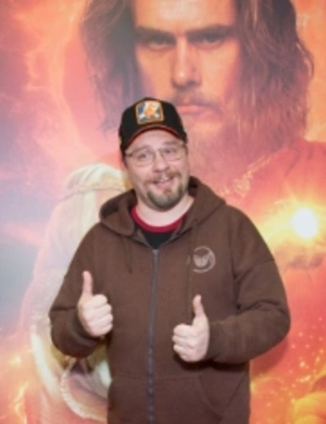 Харламов впервые вышел в свет с Катериной Ковальчук и мамой своей избранницы Харламов впервые вышел в свет с Катериной Ковальчук и мамой своей избранницы