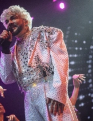 Филипп Киркоров разыграет личную встречу с поклонником через арт-проект Филипп Киркоров разыграет личную встречу с поклонником через арт-проект