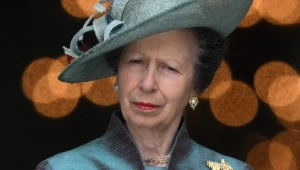 Новое несчастье в королевской семье: госпитализирована сестра Карла III