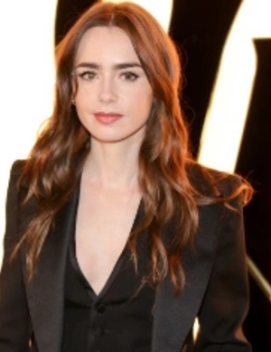 Лили Коллинз сыграет Одри Хепберн в фильме о создании «Завтрака у Тиффани»