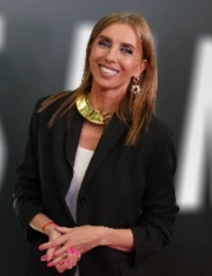 Светлана Бондарчук в день рождения сына поделилась воспоминаниями о том, как узнала, что стала мамой