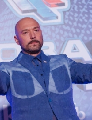 Владимир Маркони вновь станет ведущим «Премии МУЗ-ТВ 2026. Движение»