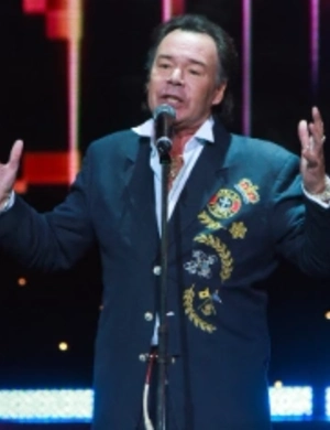 Тайная супруга легенды сцены Муромова борется с раком Тайная супруга легенды сцены Муромова борется с раком