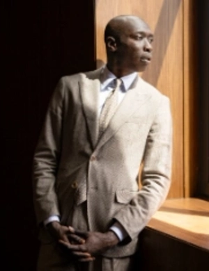 Самый популярный тиктокер продаст свой бренд и лицо за $900 млн