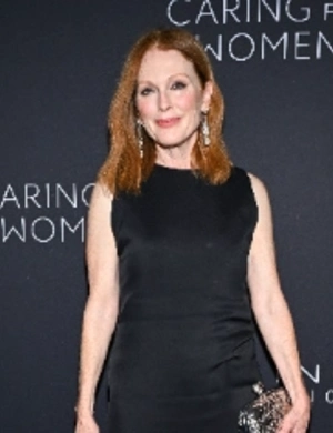 Джулианна Мур показала редкое фото повзрослевшей дочери в день ее 24-летия Джулианна Мур показала редкое фото повзрослевшей дочери в день ее 24-летия