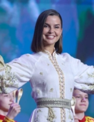 Татьяна Куртукова рассказала о балансе между сценой и семейной жизнью