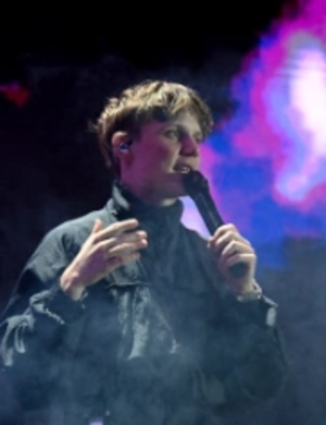 Ваня Дмитриенко поделился историями о фанатских выходках Ваня Дмитриенко поделился историями о фанатских выходках