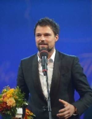 Данила Козловский поделился редким фото Оксаны Акиньшиной