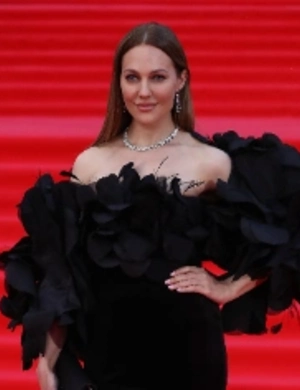 Актриса Мерьем Узерли назвала причины ухода из «Великолепного века»