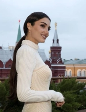 Ханде Эрчел рассказала о личной жизни после расставания с миллиардером Ханде Эрчел рассказала о личной жизни после расставания с миллиардером