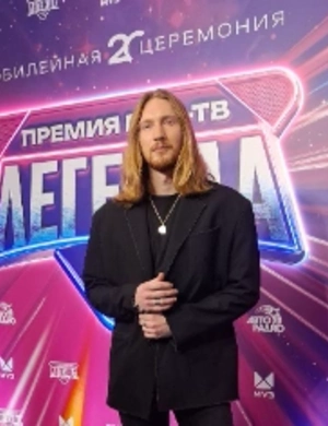 IVAN рассказал, за кого будет болеть на Премии 2025 и где хранит свою первую тарелку МУЗ-ТВ