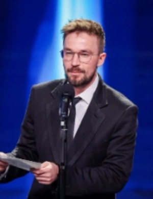 Александр Петров получил нежное поздравление от супруги