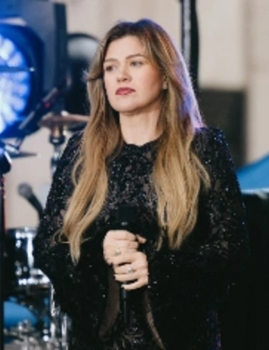 Келли Кларксон закрывает авторское шоу после семи лет вещания Келли Кларксон закрывает авторское шоу после семи лет вещания