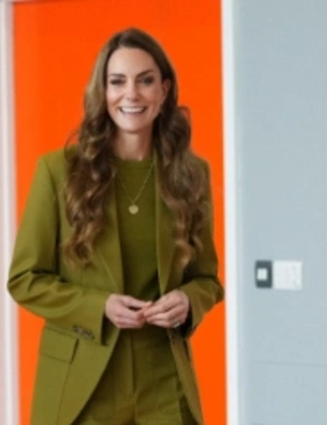 Кейт Миддлтон сделала подарок больнице, в которой проходила химиотерапию Кейт Миддлтон сделала подарок больнице, в которой проходила химиотерапию