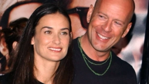 Дочерей Брюса Уиллиса и Дэми Мур раскритиковали за лица: «Клонированные трижды» Дочерей Брюса Уиллиса и Дэми Мур раскритиковали за лица: «Клонированные трижды»