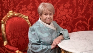 Александра Пахмутова представила новую композицию на концерте Победы Александра Пахмутова представила новую композицию на концерте Победы