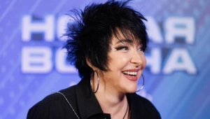 Лолита отмечает день рождения: колбаса вместо торта и запреты друзьям Лолита отмечает день рождения: колбаса вместо торта и запреты друзьям