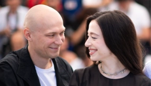 Звезда «Аноры» Майки Мэдисон взяла обещание с Юры Борисова: «Меня бросят» Звезда «Аноры» Майки Мэдисон взяла обещание с Юры Борисова: «Меня бросят»