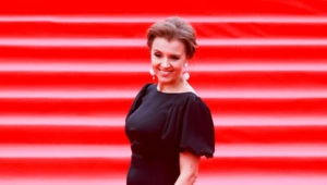 Актриса Ксения Алферова публично поздравила мать с юбилеем