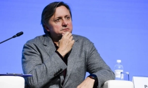 Михалков назвал профессию, которую заменит ИИ