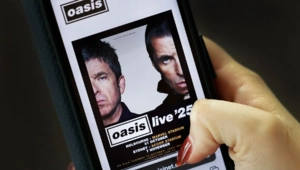Гитарист Oasis допустил возобновление гастролей группы