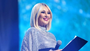Лера Кудрявцева на инвалидной коляске: теледива не унывает после тяжелой травмы Лера Кудрявцева на инвалидной коляске: теледива не унывает после тяжелой травмы