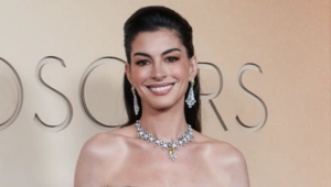 Энн Хэтэуэй призналась, что у нее психическое расстройство Энн Хэтэуэй призналась, что у нее психическое расстройство