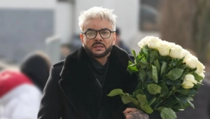 Филипп Киркоров навестил могилу отца в годовщину смерти