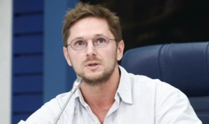 Певец CHEBANOV рассказал, как ему удается совмещать роль отца и артиста