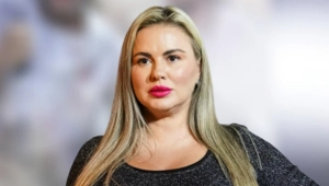 Анна Семенович раздумывает об операции: «Я всё время оттягивала, но, видимо, надо»