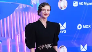 Лиза Арзамасова развеяла слухи о третьей беременности Лиза Арзамасова развеяла слухи о третьей беременности