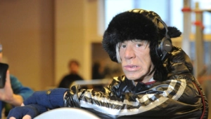 Микки Рурк впервые прокомментировал слухи о том, что он может стать бездомным Микки Рурк впервые прокомментировал слухи о том, что он может стать бездомным