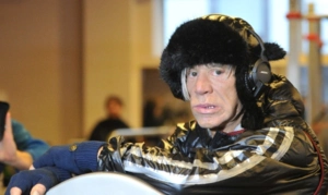 Микки Рурк впервые прокомментировал слухи о том, что он может стать бездомным