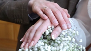 Свадьба дочери Гордона Рамзи прошла под усиленной охраной и в тени семейного конфликта Свадьба дочери Гордона Рамзи прошла под усиленной охраной и в тени семейного конфликта