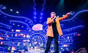 Шура готовит фильм о своей жизни по автобиографической книге