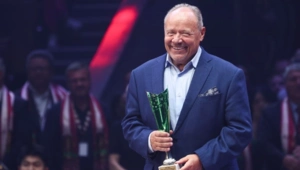 Актер Алексей Маклаков получил звание заслуженного артиста России