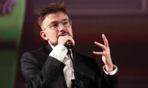 Александр Петров показал романтический отдых с женой и сыном на яхте Александр Петров показал романтический отдых с женой и сыном на яхте