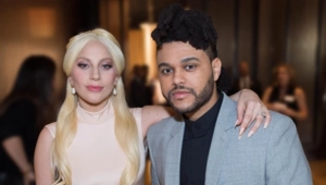 Леди Гага и The Weeknd могут записать дуэтную песню для чемпионата мира по футболу