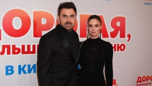 Брак с Агатой Муцениеце повлиял на карьеру Петра Дранги: рост гонораров в 3 раза Брак с Агатой Муцениеце повлиял на карьеру Петра Дранги: рост гонораров в 3 раза