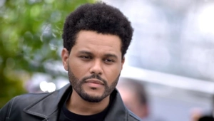 The Weeknd вручит награду «Аниме года» в Японии The Weeknd вручит награду «Аниме года» в Японии