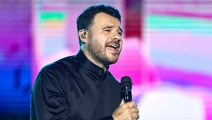 Emin рассказал об успехе трека с JONY: «Это просто очень талантливая песня» Emin рассказал об успехе трека с JONY: «Это просто очень талантливая песня»