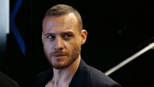 Турецкий актер Керем Бюрсин впервые снимется в российском кино Турецкий актер Керем Бюрсин впервые снимется в российском кино