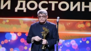 Александр Сокуров посоветовал самому себе в молодости отказаться от кинематографа Александр Сокуров посоветовал самому себе в молодости отказаться от кинематографа