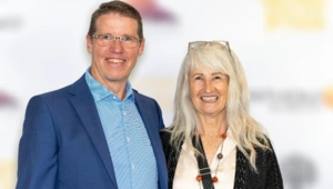 Погиб композитор Гай Мун, известный как автор музыки для «Губки Боба» и «Семейки Аддамс»