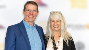 Погиб композитор Гай Мун, известный как автор музыки для «Губки Боба» и «Семейки Аддамс» Погиб композитор Гай Мун, известный как автор музыки для «Губки Боба» и «Семейки Аддамс»