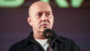 Сергей Бурунов заявил, что мужские слезы — проявление силы, а не слабости Сергей Бурунов заявил, что мужские слезы — проявление силы, а не слабости