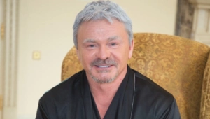 Звезда «Физрука» Сычев рассказал о спасении старшей дочери Звезда «Физрука» Сычев рассказал о спасении старшей дочери