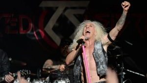 Twisted Sister возвращаются с мировым туром в честь 50-летия группы