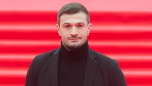 Торнике Квитатиани показал кадры с помолвки в Париже Торнике Квитатиани показал кадры с помолвки в Париже