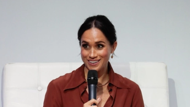 СМИ: Меган Маркл пыталась попасть на похороны Валентино Гаравани через связи СМИ: Меган Маркл пыталась попасть на похороны Валентино Гаравани через связи